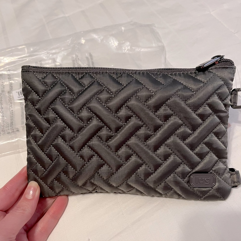 Lug Peekaboo Wristlet phone pouch with Crossbody Strap Gunmetal Gray